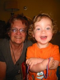 Louis is so goregeous, chubby arms and chubby legs